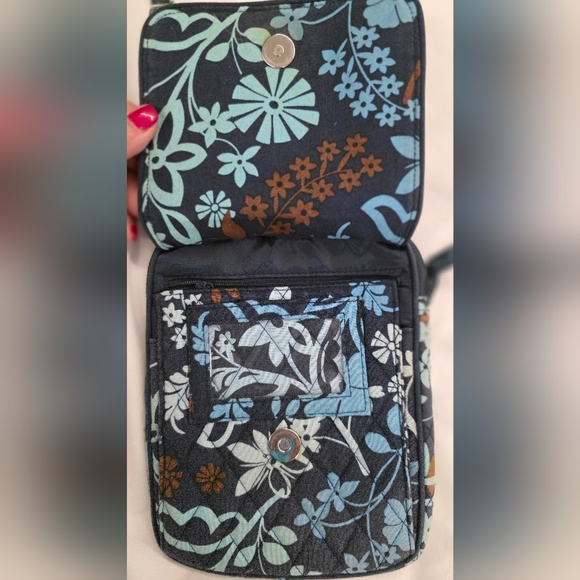 Vera Bradley Retired Midnight Blues Crossbody / Shoulder Purse EUC - Picture 2 of 9